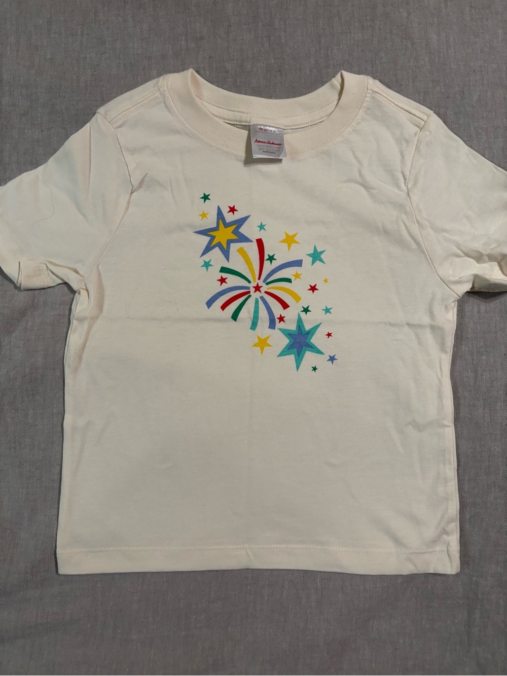 Hanna Andersson Fireworks Cream Tee with Colorful Starburst Print NWOT